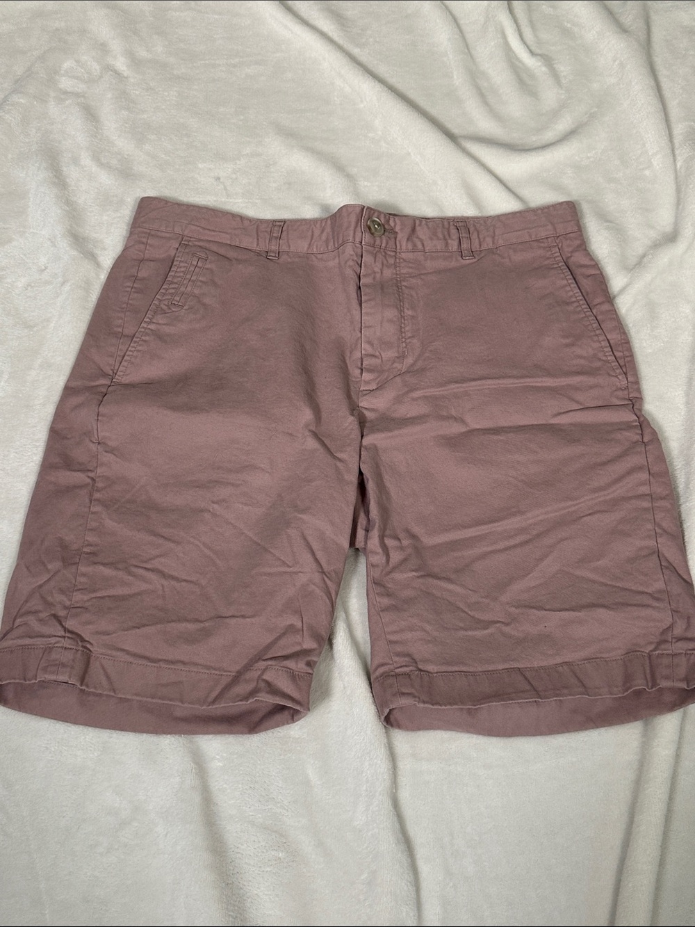 Vince Men's Shorts in Dusty Rose